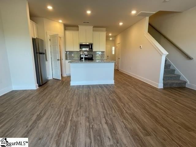 4 Outback Dr - Photo 3 of 23