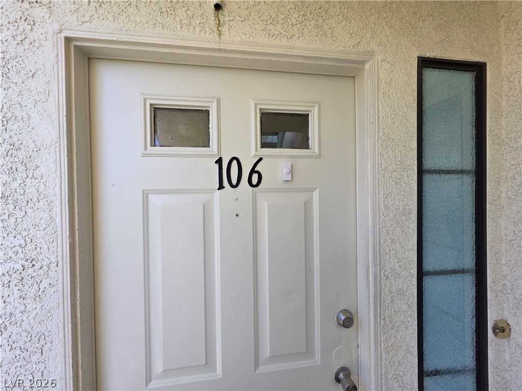 4865 S Torrey Pines Dr #106 - Photo 4 of 50
