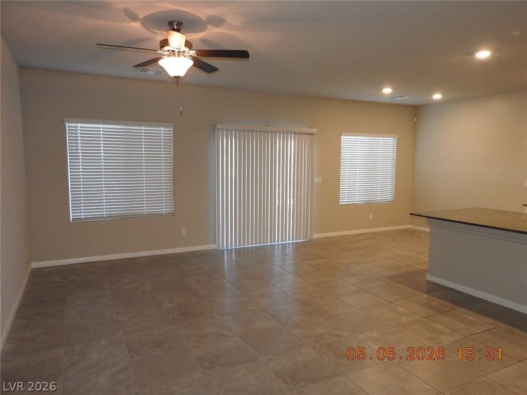 5312 Appledale St - Photo 4 of 38