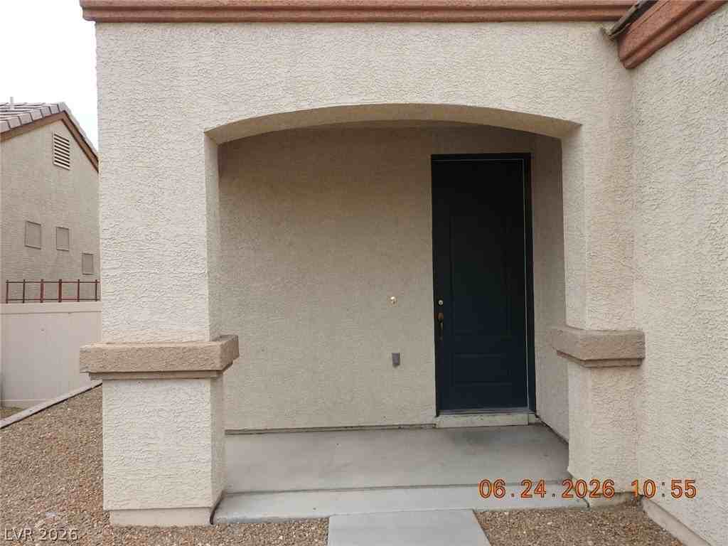 521 Dolphin Peak Ct - Photo 2 of 36