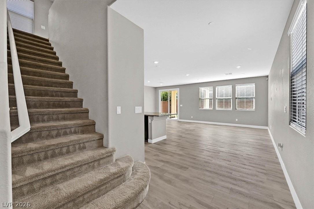 2823 Turnstone Ridge St - Photo 3 of 25