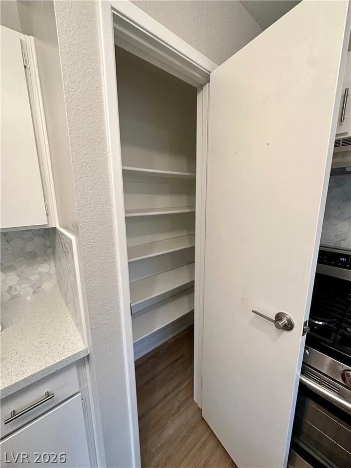 4100 Woodgreen Dr - Photo 5 of 20
