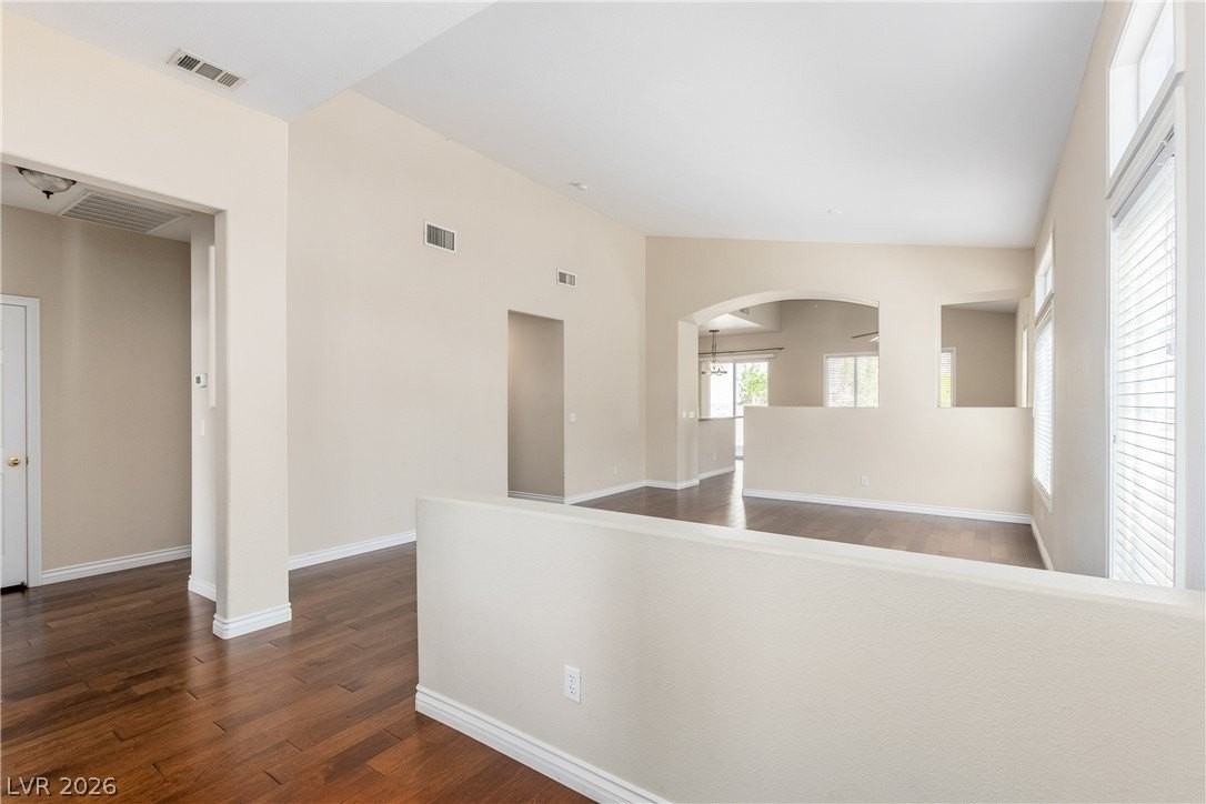 253 Mesquite Ridge Ln - Photo 3 of 27