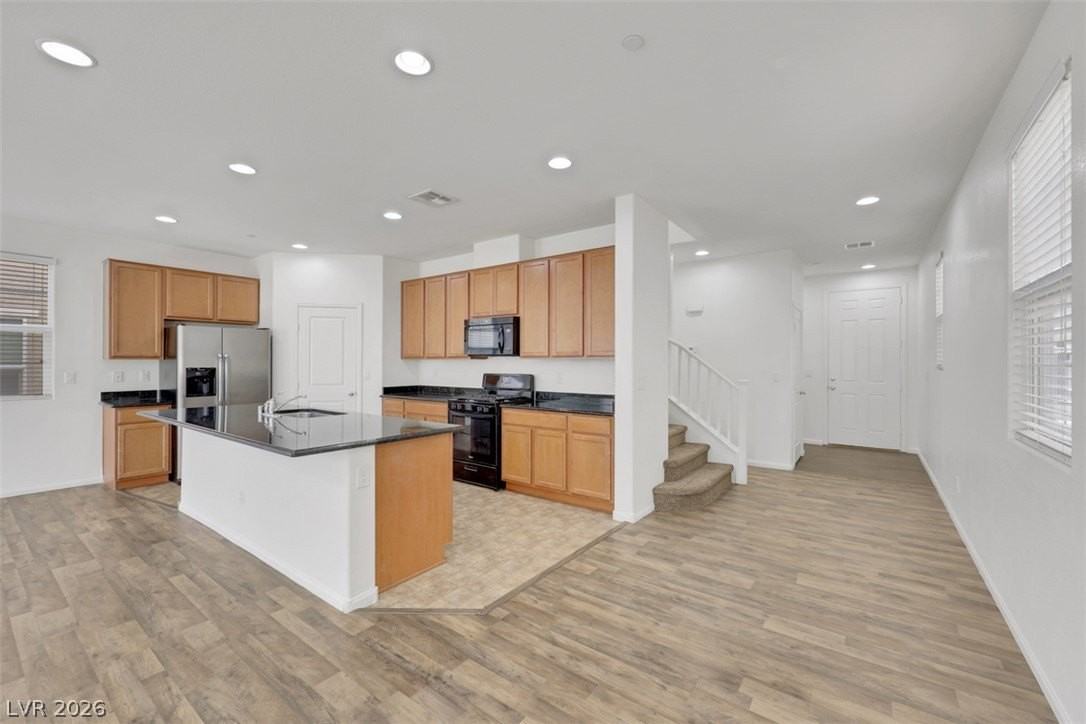935 Spiracle Ave #0 - Photo 2 of 18