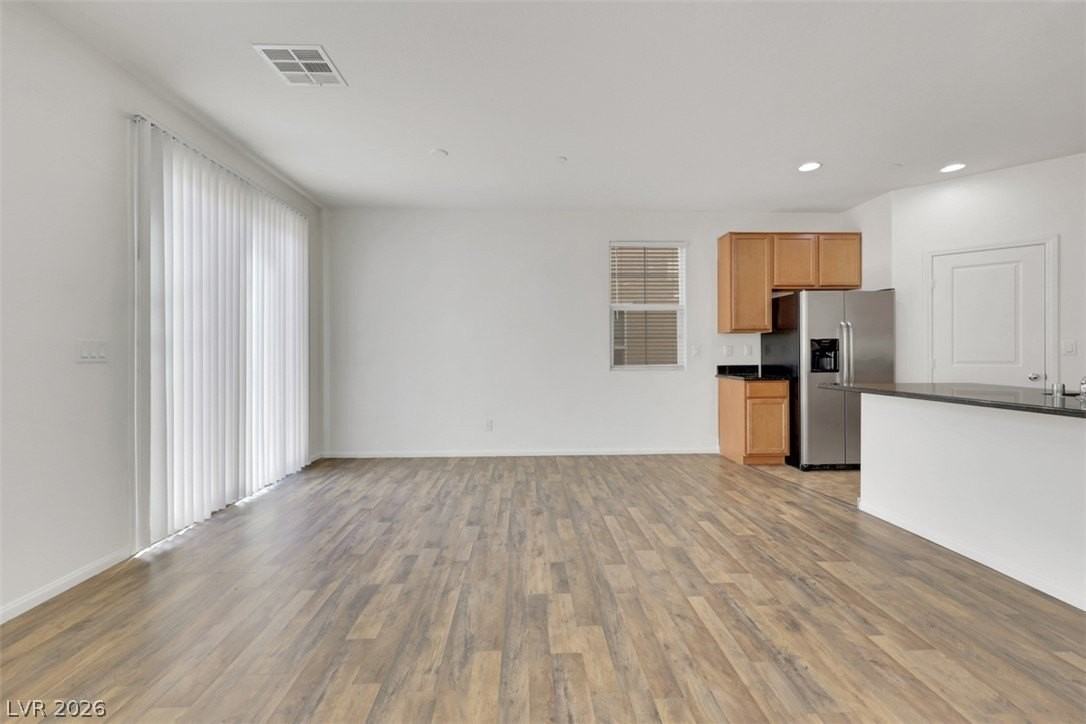 935 Spiracle Ave #0 - Photo 5 of 18