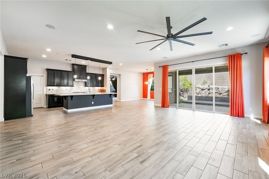 333 Mandarin Hill Ln - Photo 6 of 38