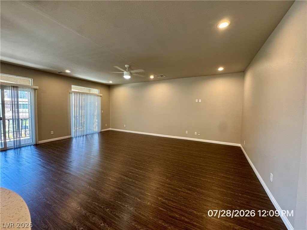 6049 Thistle Meadow Ave - Photo 7 of 50