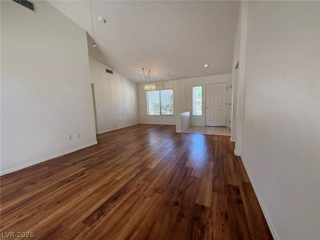 10905 Mill Cove Ave - Photo 4 of 29