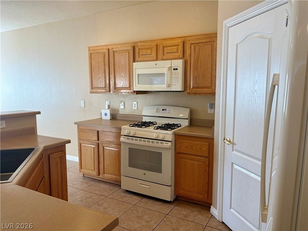 2065 Scanlon Ferry Ct #103 - Photo 5 of 29