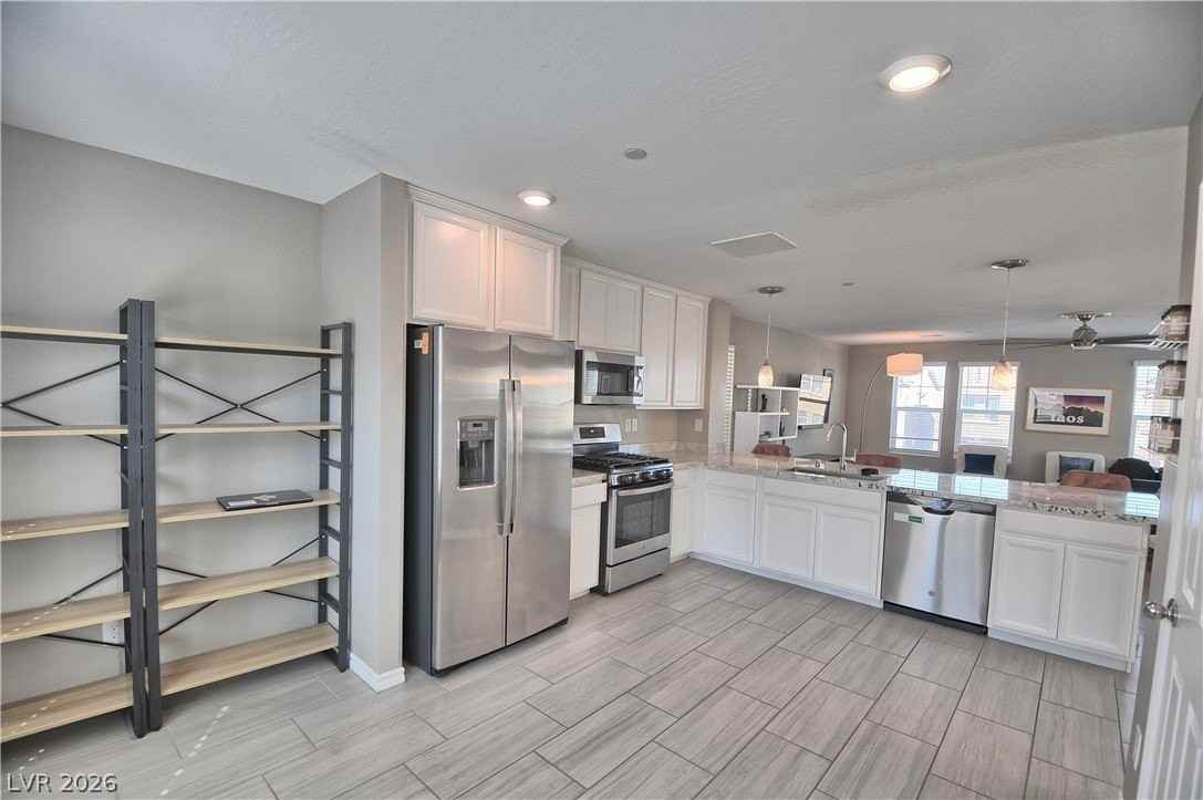 101 Campbelltown Ave - Photo 7 of 24