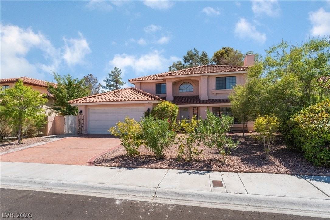 9005 Feather River Ct - Photo 2 of 26