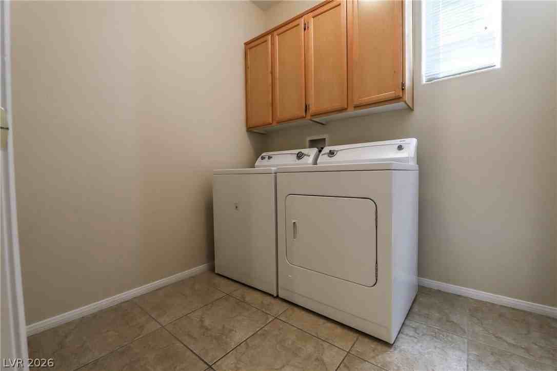 3955 Palm Beach St #101 - Photo 5 of 15