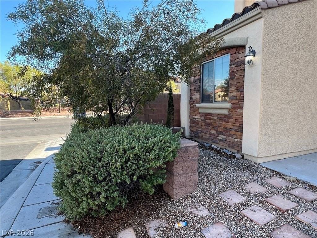 4289 Sugar Dr - Photo 3 of 24