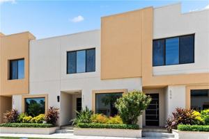 featured image of 207 Canary Ave