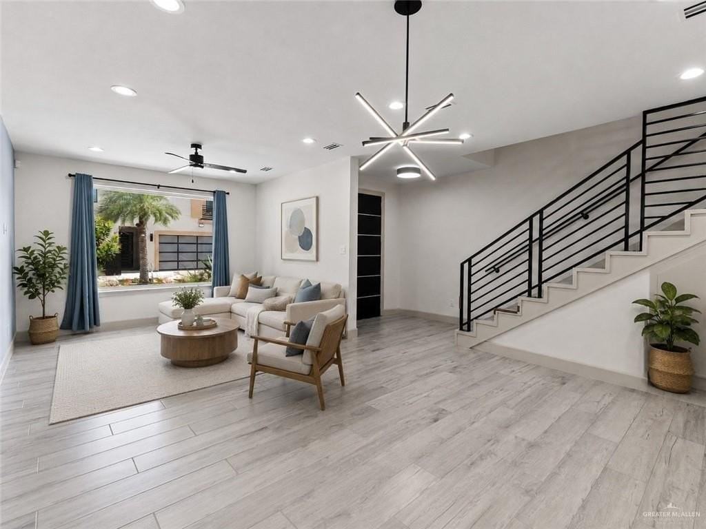 207 Canary Ave - Photo 5 of 23