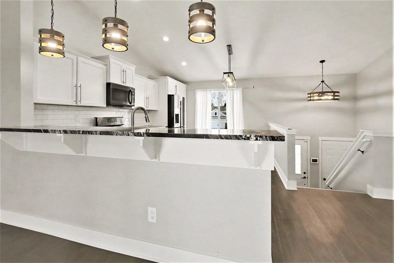 1193 Cooley Mill Ln - Photo 6 of 21