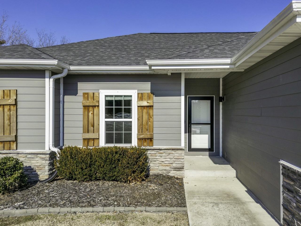 391 Highpoints Rdg - Photo 2 of 40