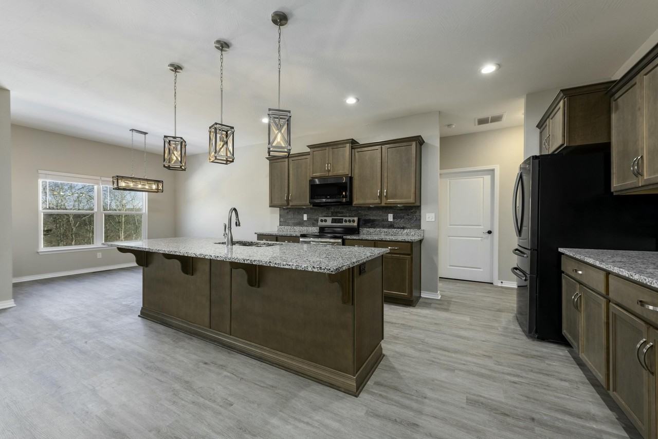 391 Highpoints Rdg - Photo 5 of 40
