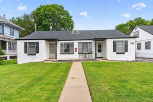 1009 E Walnut St #4 - Photo 1 of 1