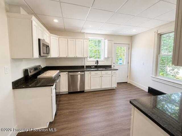 514 4th St - Photo 7 of 12