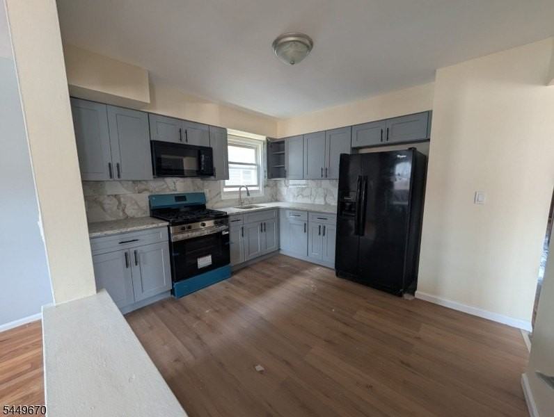 46 Sager Pl - Photo 3 of 14