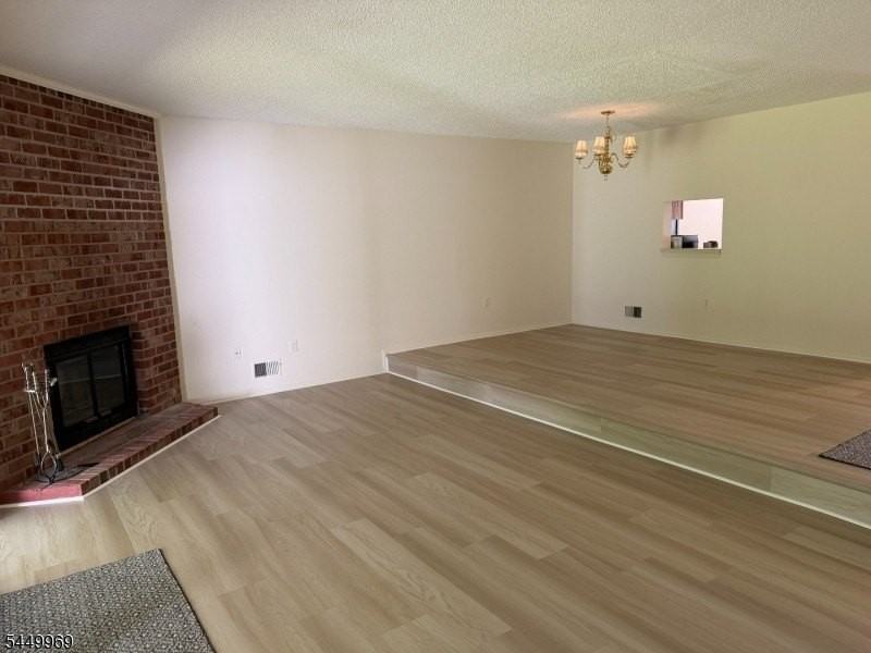 439 Penns Way - Photo 4 of 14