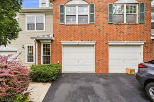 featured image of 18 Clark Ct