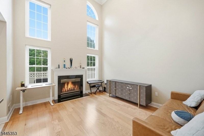 18 Clark Ct - Photo 2 of 33