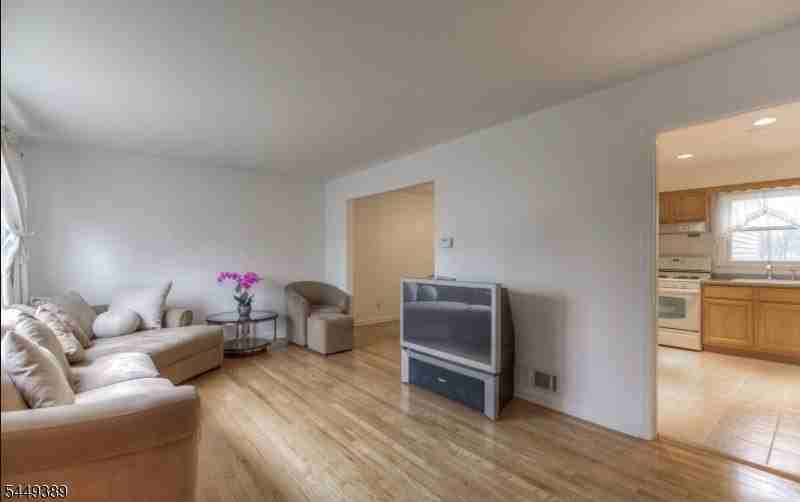 6 Glannon Rd - Photo 3 of 13