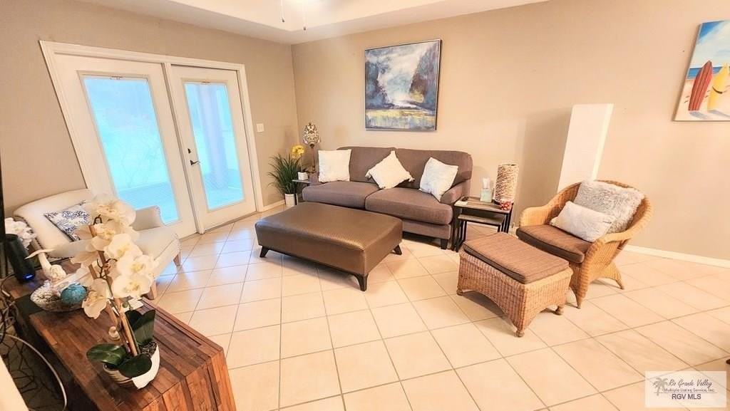 9 Doral Dr - Photo 4 of 29