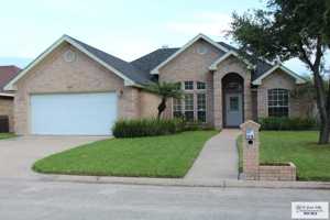 featured image of 1418 Summerfield Ln