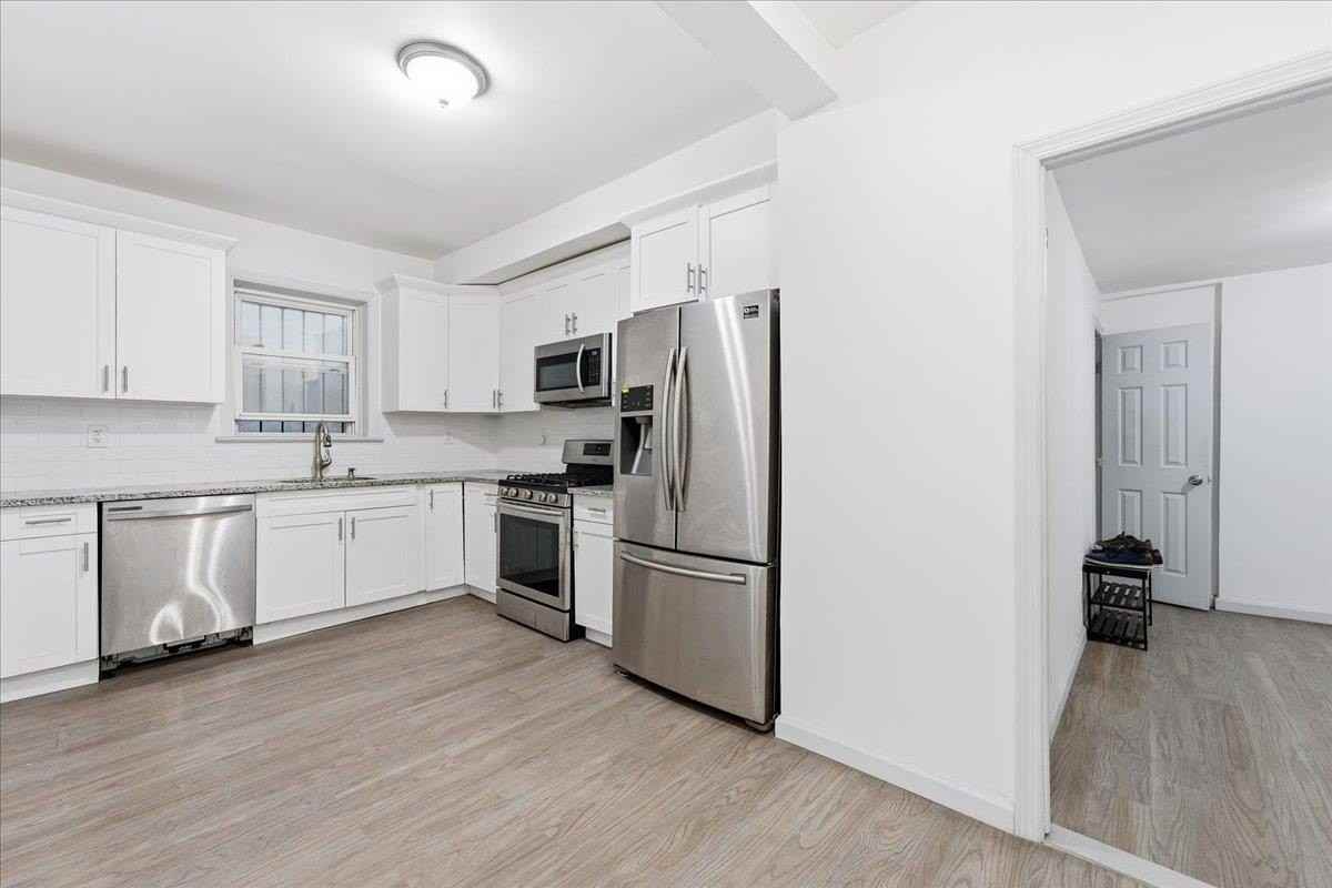78 Logan Ave #1 - Photo 4 of 20