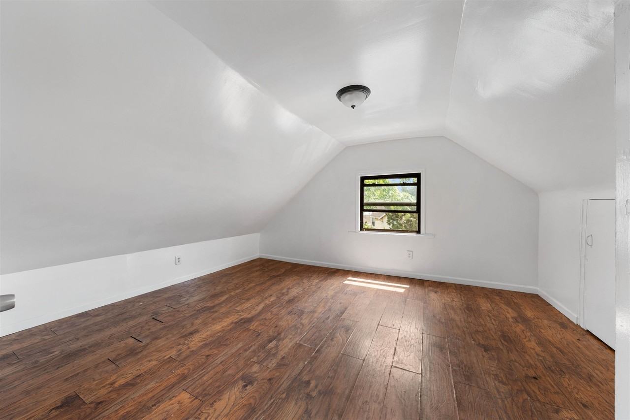 485 Cary St #2 - Photo 7 of 20