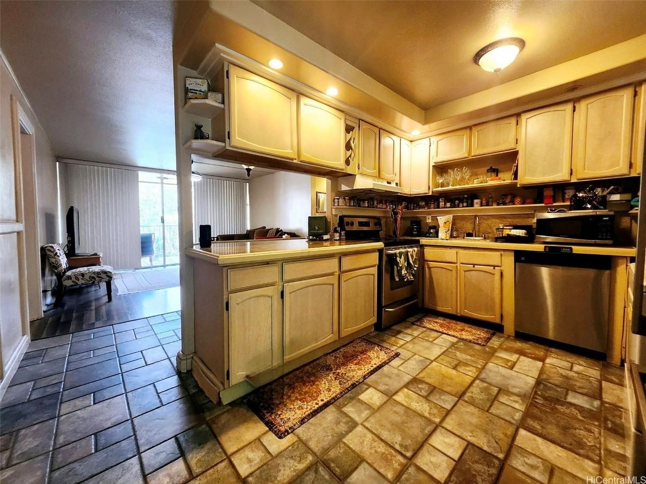 95-273 Waikalani Dr #D505 - Photo 4 of 25