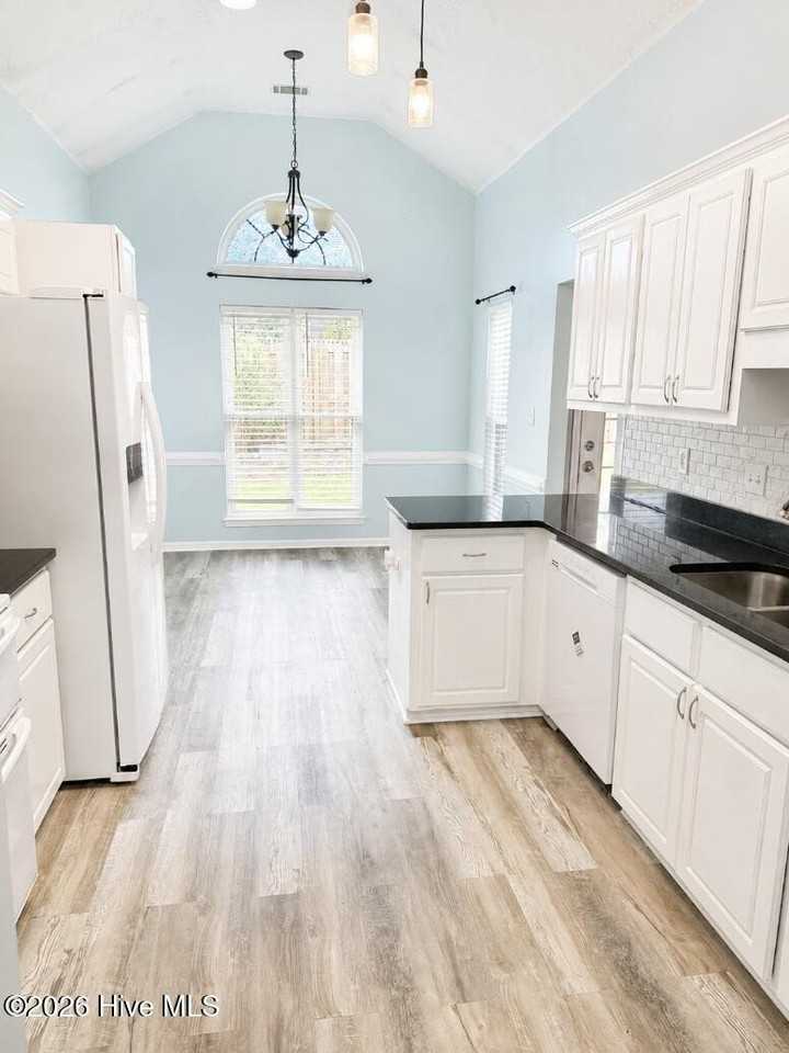 2203 Wichita Fls - Photo 2 of 13