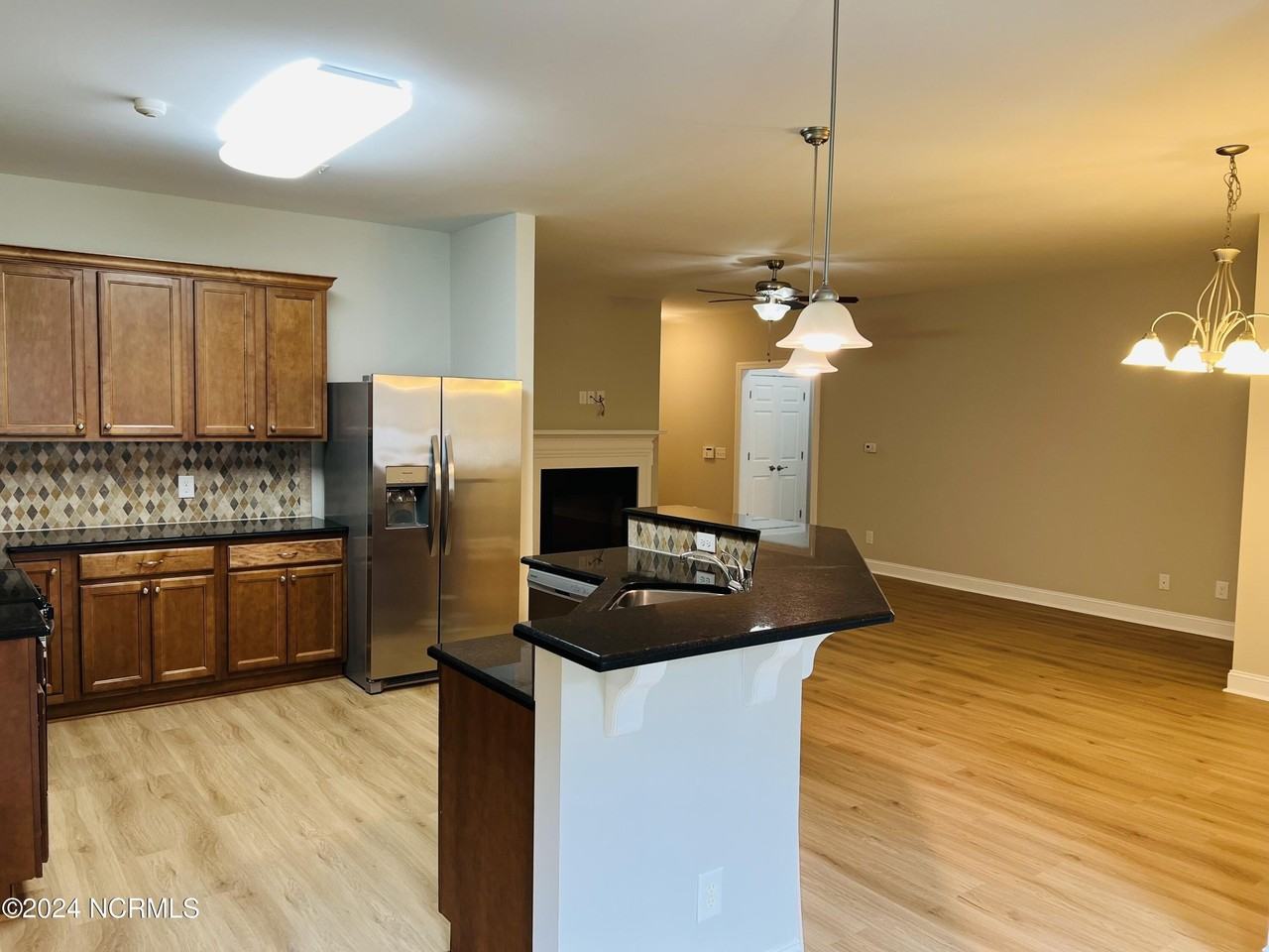 431 Branchwood Dr - Photo 7 of 30