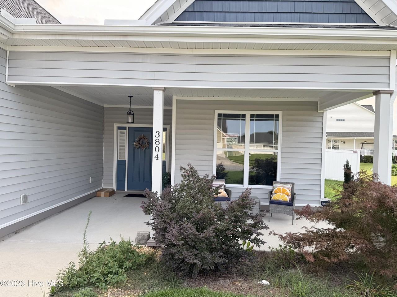 3804 Belfair Dr - Photo 2 of 33