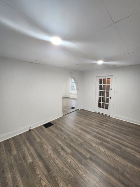 129 Maple Ave #1 - Photo 3 of 11