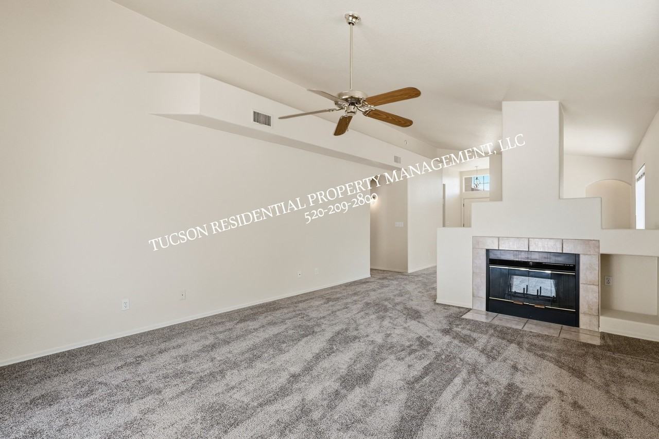 3752 W Sunbright Dr #1 - Photo 7 of 36