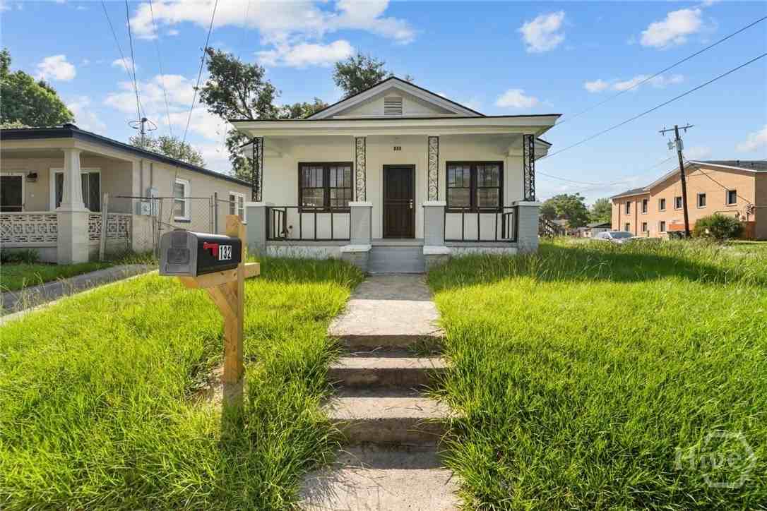 132 Jenks St