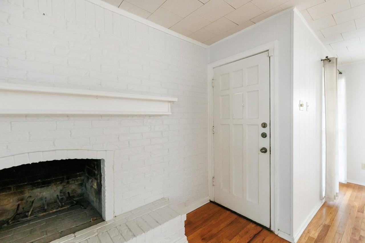 3317 26th St - Photo 3 of 17