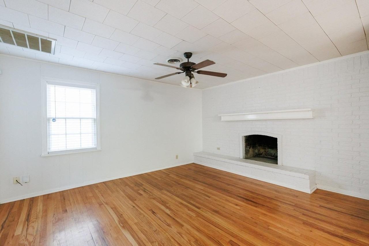 3317 26th St - Photo 4 of 17