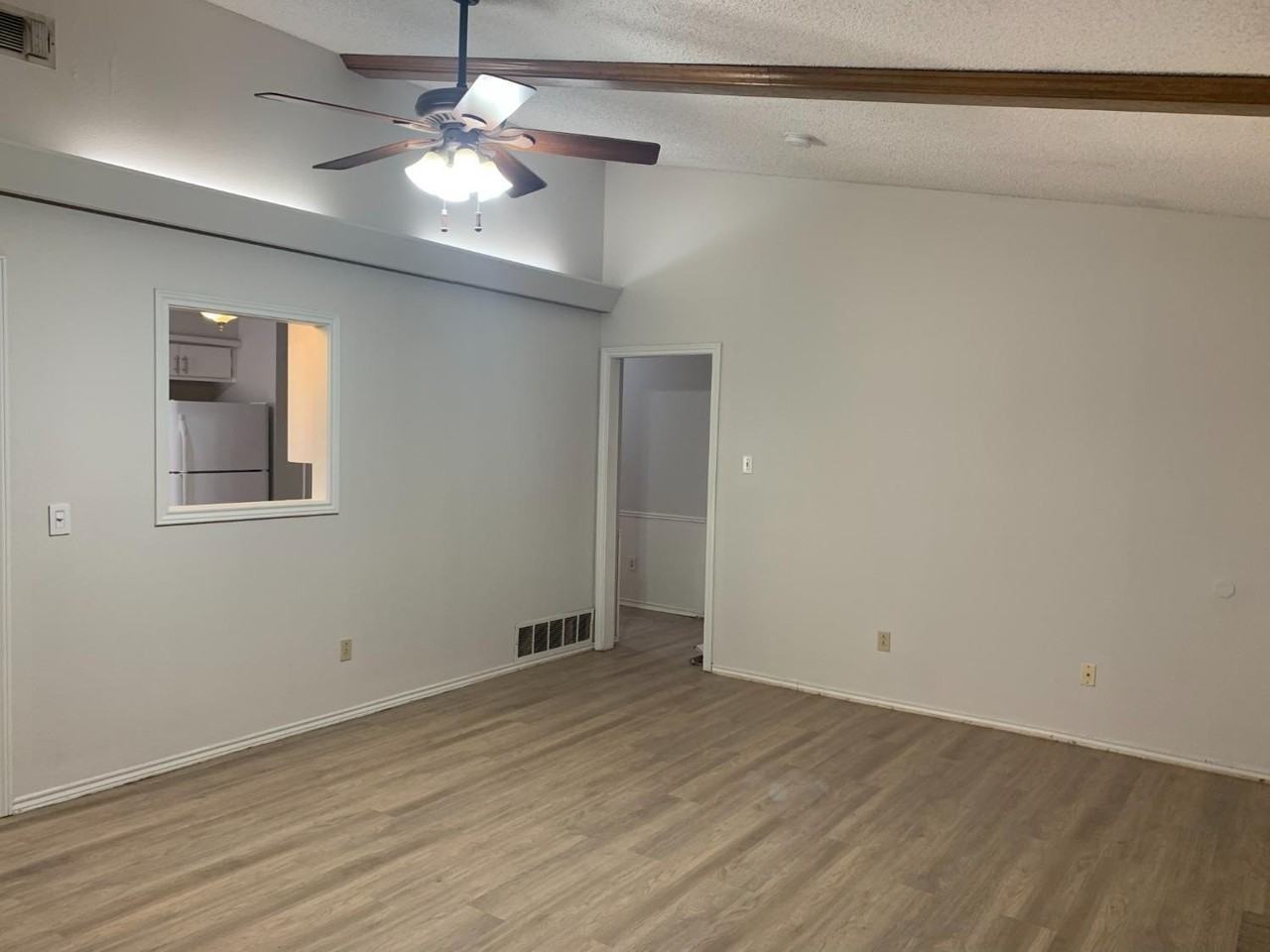 408 Ironton Ave - Photo 3 of 12