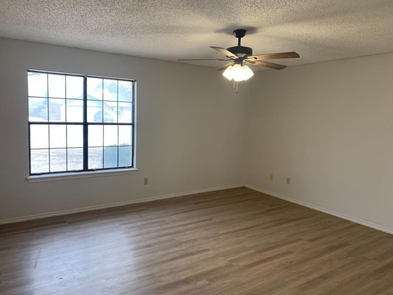 408 Ironton Ave - Photo 6 of 12