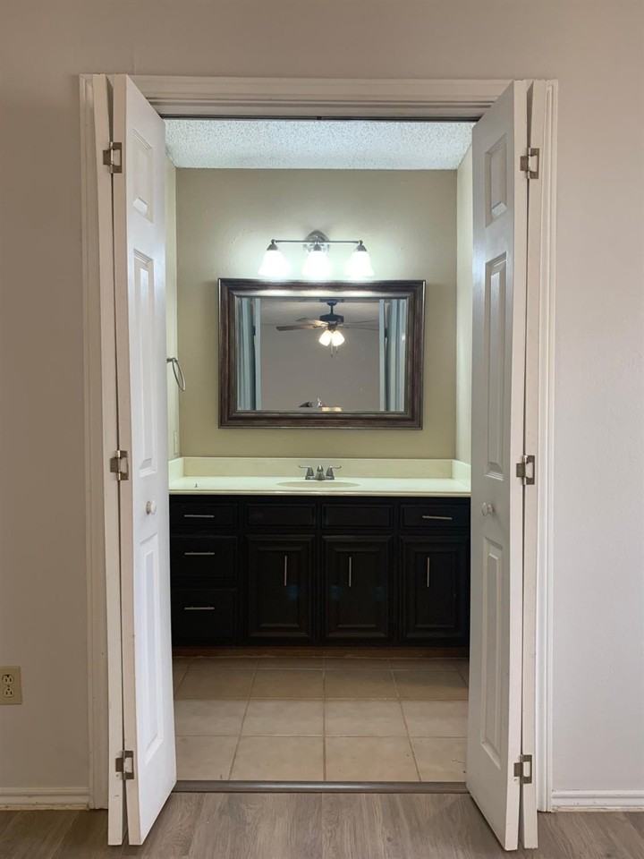 408 Ironton Ave - Photo 7 of 12