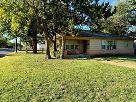 4001 32nd St - Photo 1 of 1
