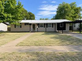 featured image of 4821 24th St