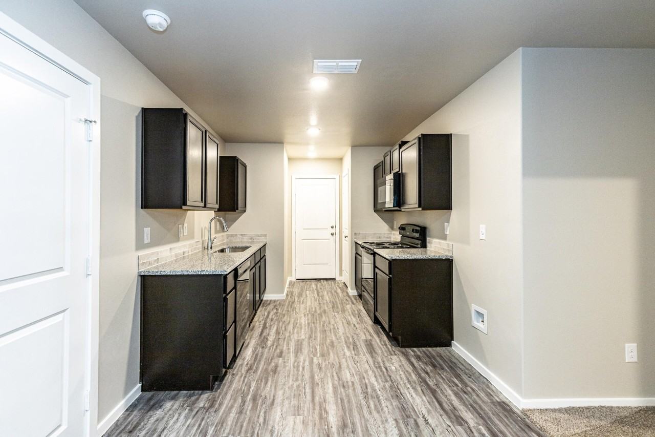 1609 134th St - Photo 5 of 13