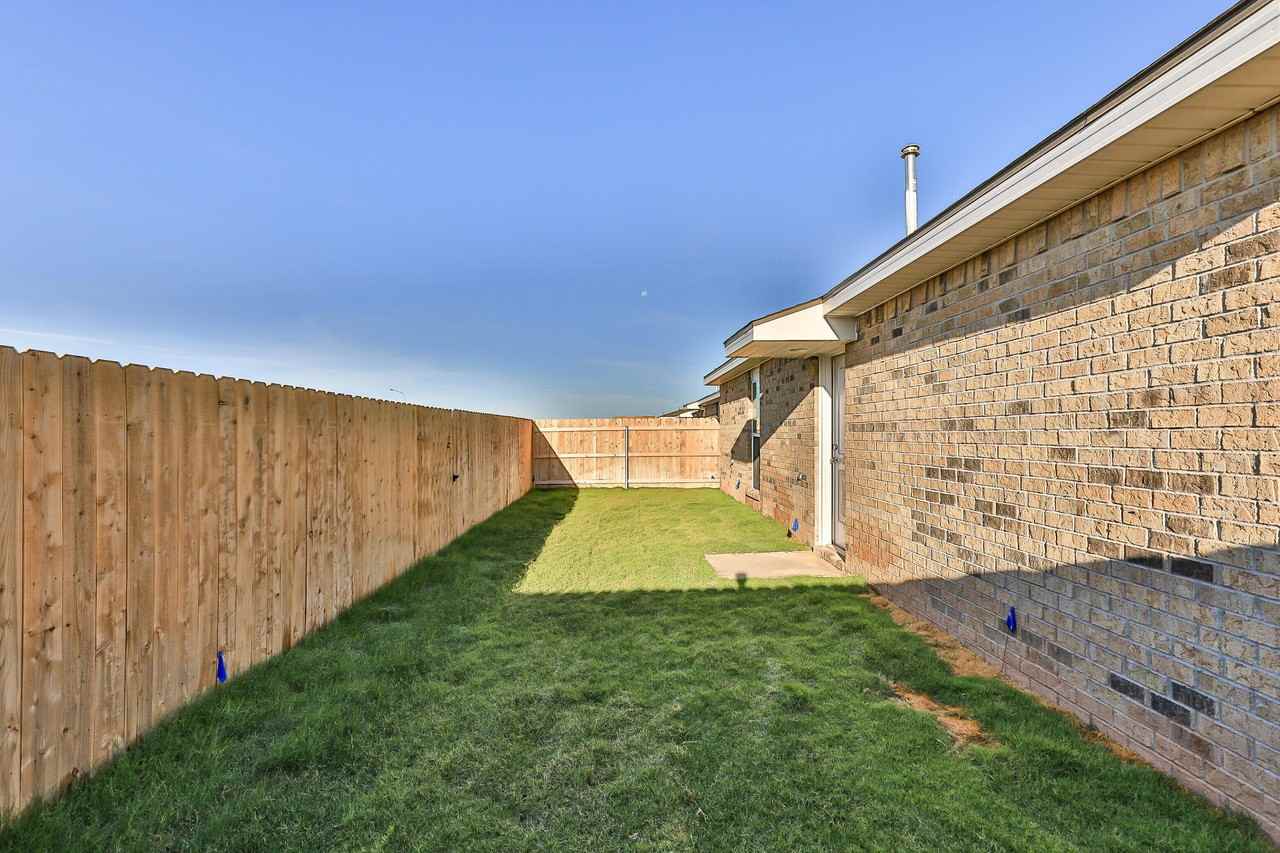 1609 134th St - Photo 6 of 13