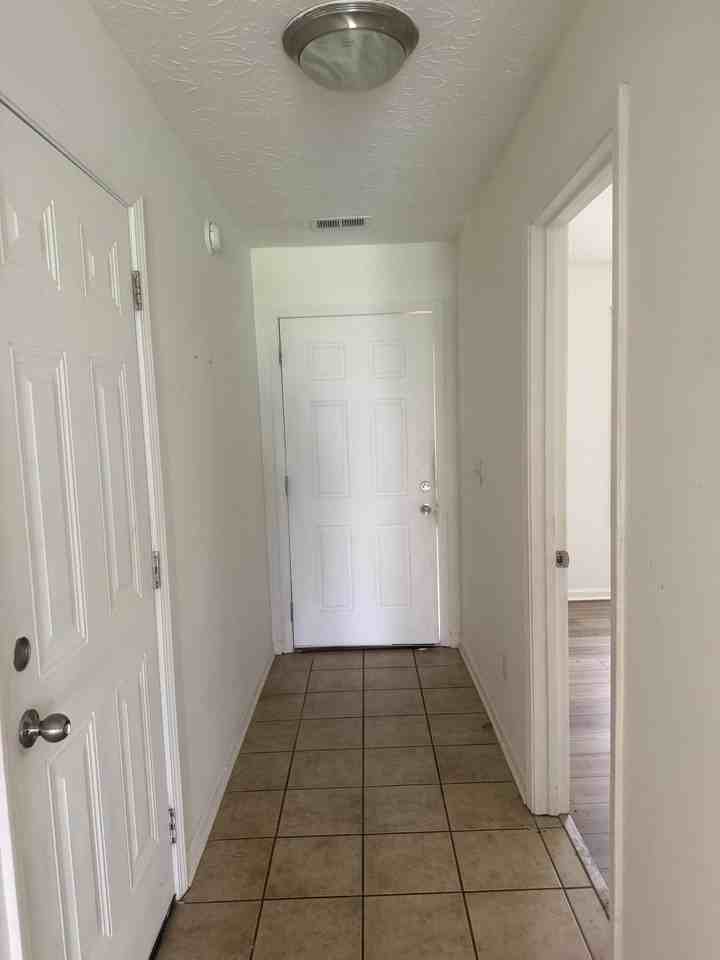 2593 Rockaway Pl - Photo 7 of 16